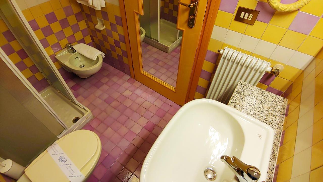 Hotel Antares Градо Экстерьер фото