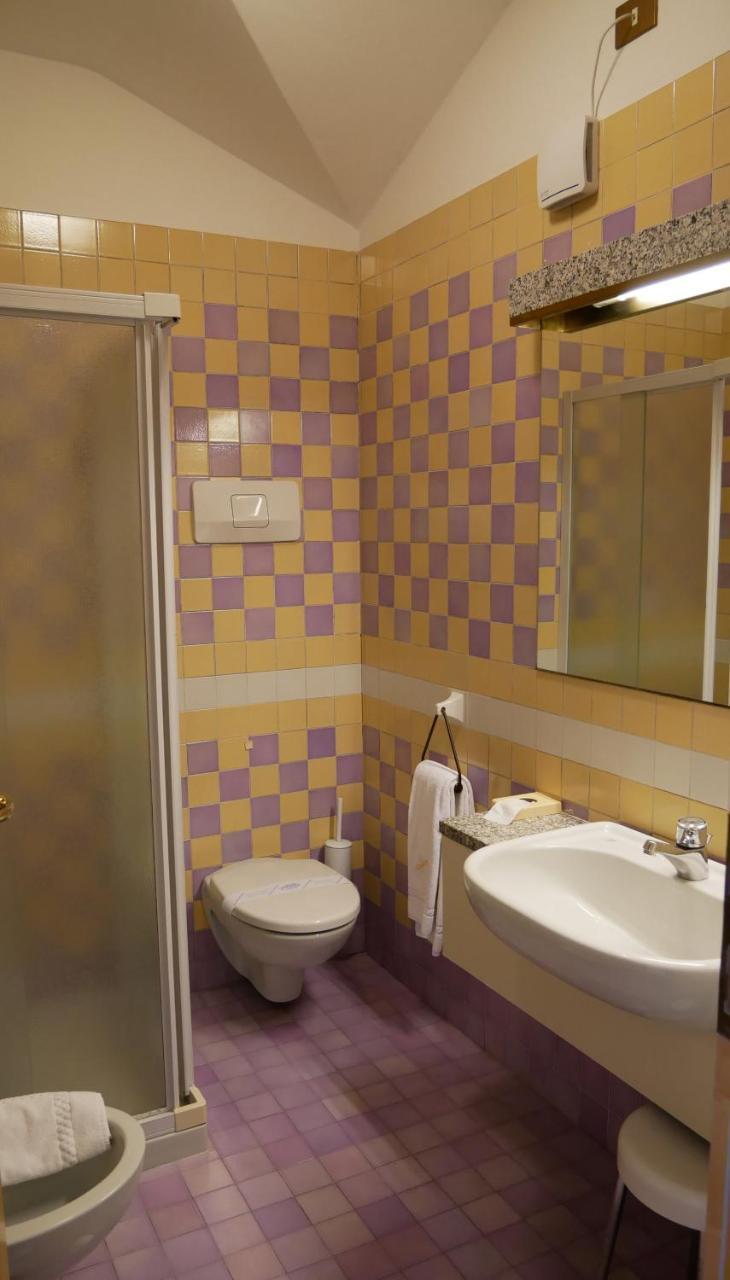 Hotel Antares Градо Экстерьер фото